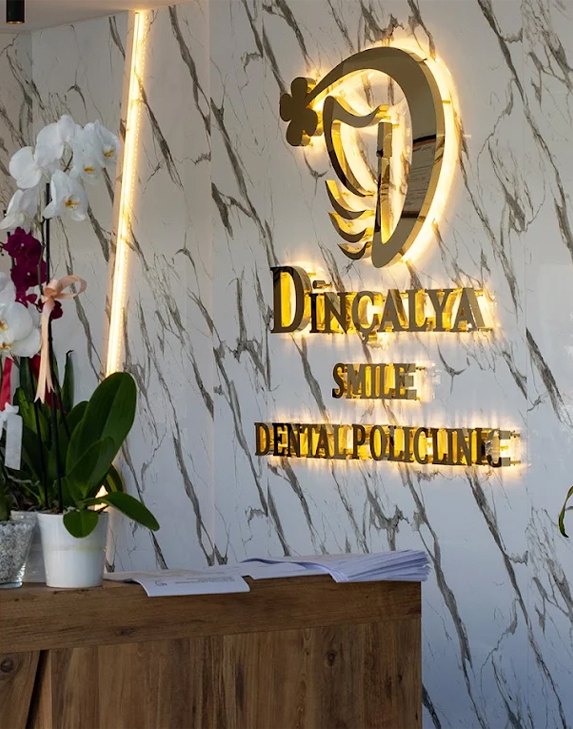 Dinçalya Smile | Moderne digitale Zahnklinik in Antalya