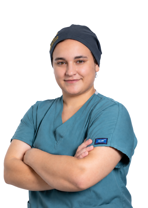 Fulya Özer, Dental Assistant
